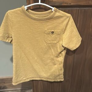Old Navy Kids Golden Short Sleeve Tee